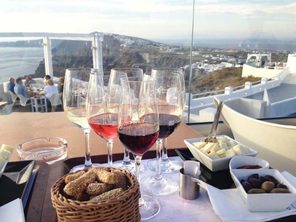  Santo Wines: the six glass wine tasting & food platter 